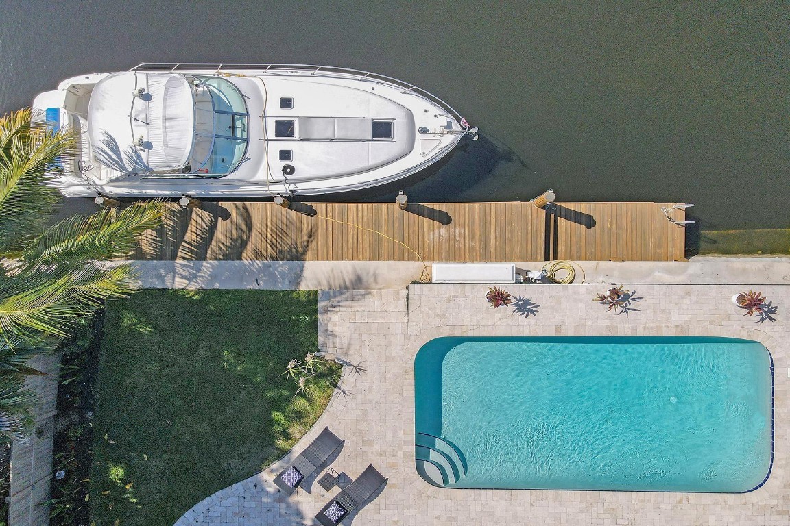 1701 SW 22nd Fort Lauderdale, FL 33312