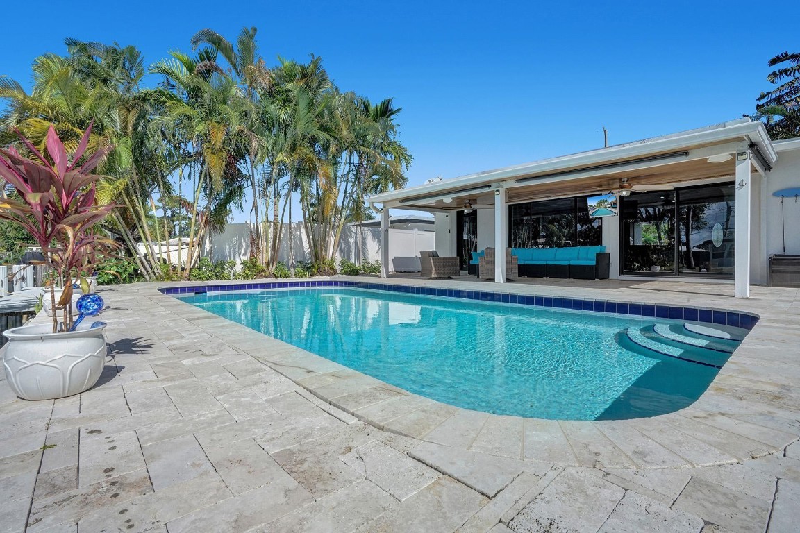 1701 SW 22nd Fort Lauderdale, FL 33312