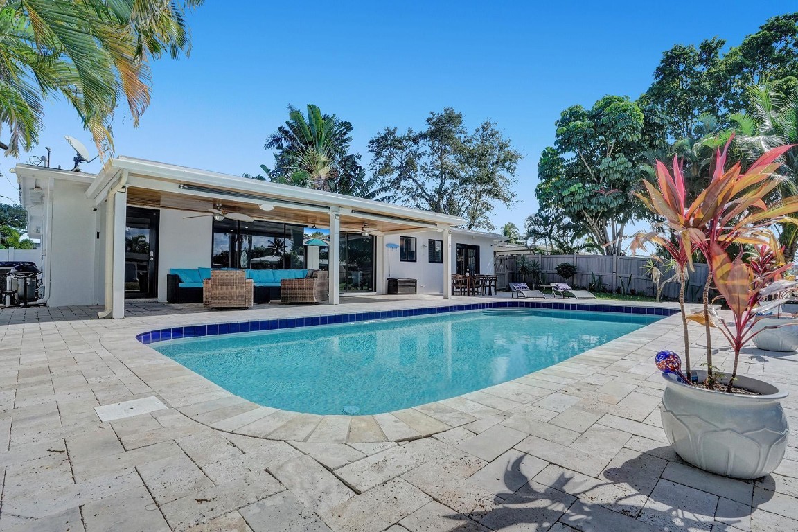 1701 SW 22nd Fort Lauderdale, FL 33312