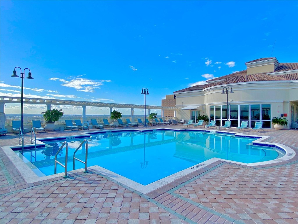 511 SE 5th #1216 Fort Lauderdale, FL 33301