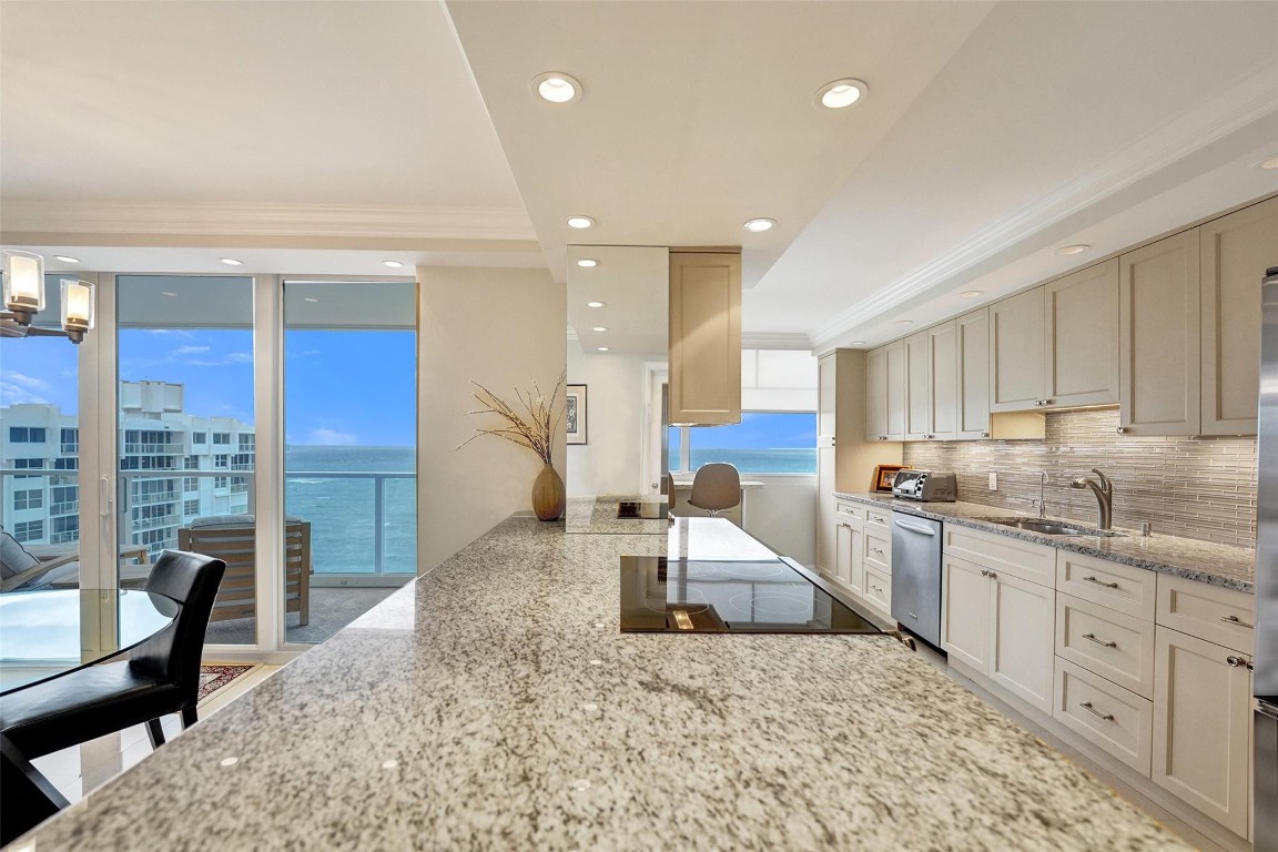 4300 N Ocean #PHB Fort Lauderdale, FL 33308