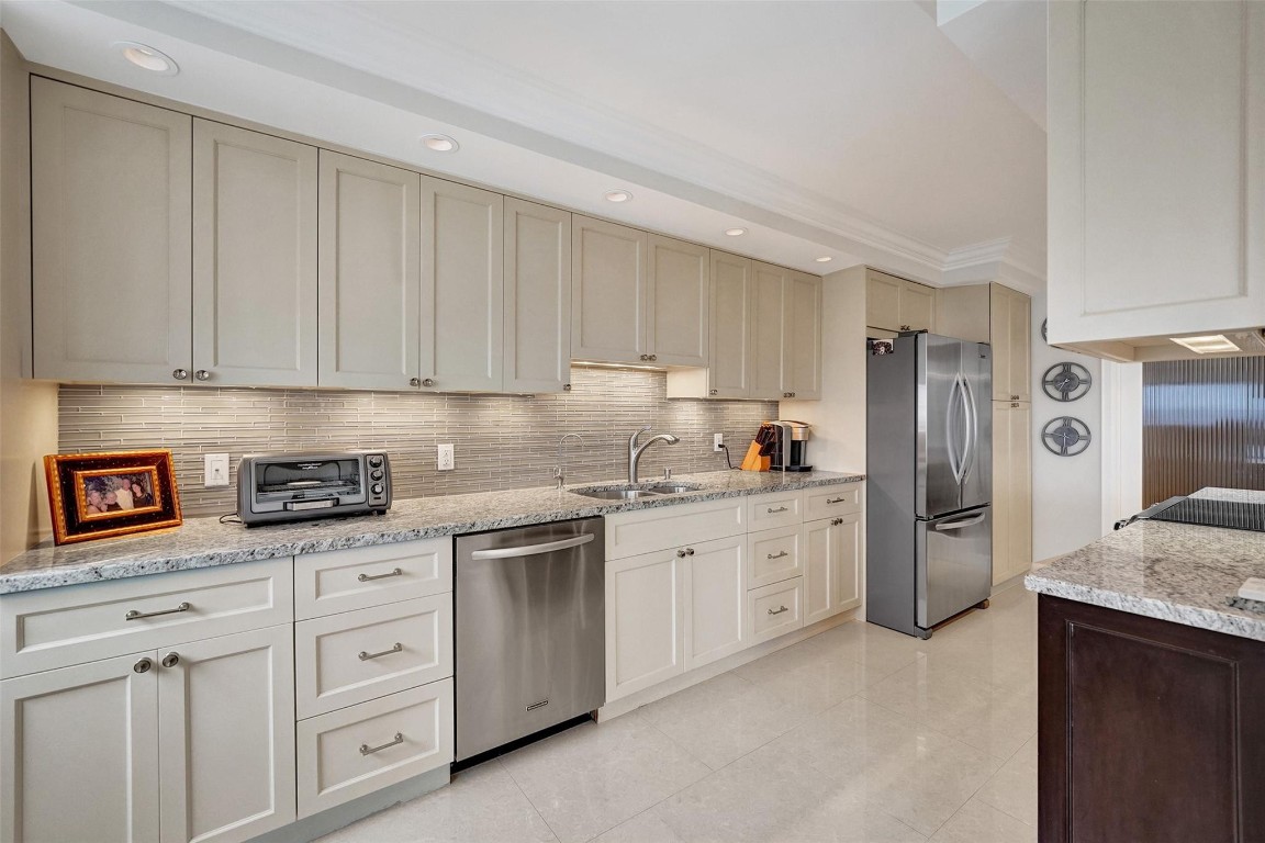 4300 N Ocean #PHB Fort Lauderdale, FL 33308