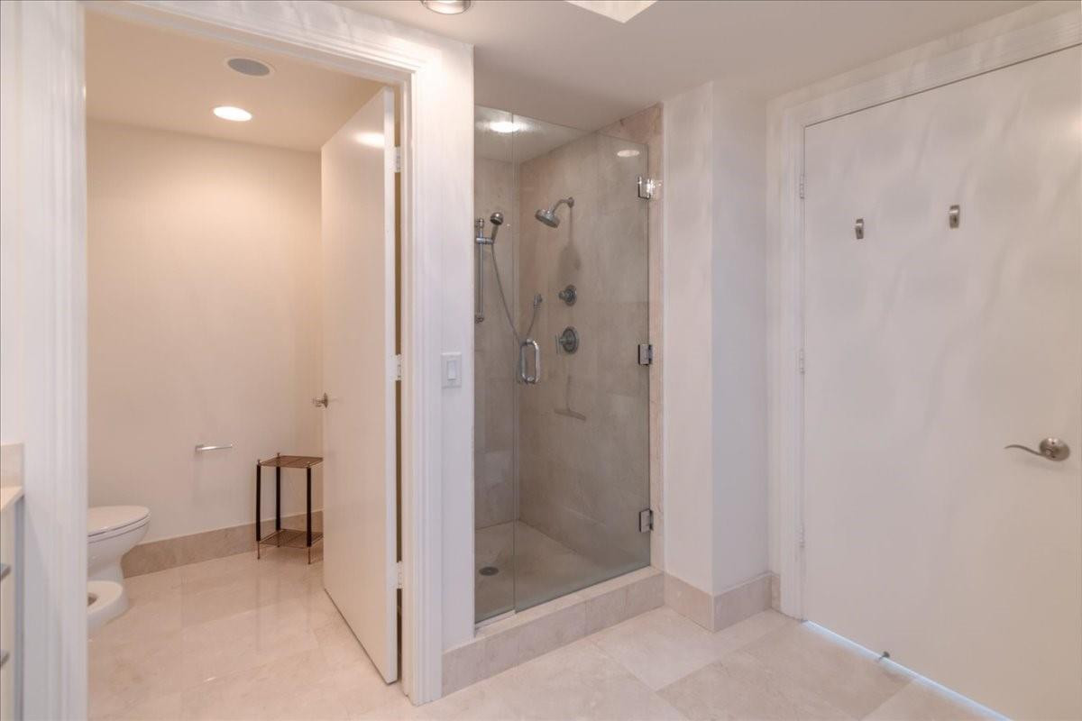 715 Bayshore #506 Fort Lauderdale, FL 33304