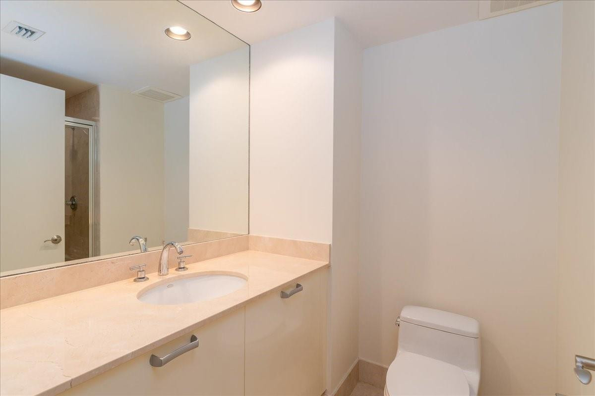 715 Bayshore #506 Fort Lauderdale, FL 33304