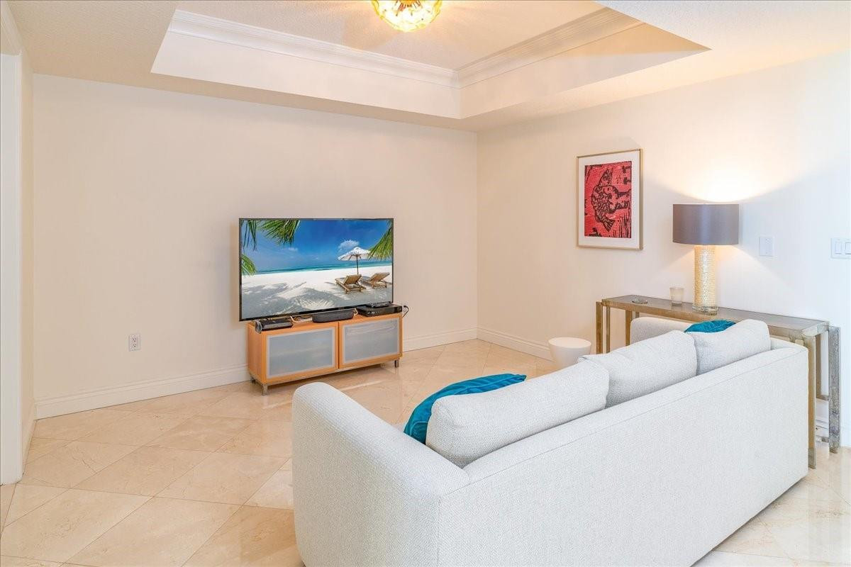 715 Bayshore #506 Fort Lauderdale, FL 33304