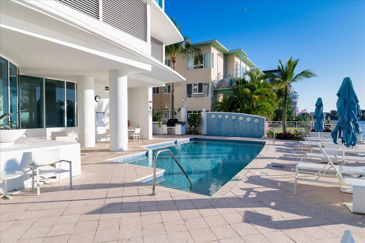 715 Bayshore #506 Fort Lauderdale, FL 33304