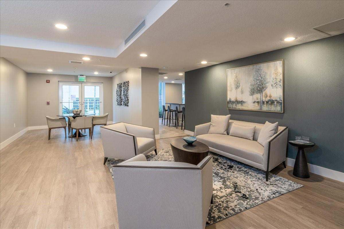 715 Bayshore #506 Fort Lauderdale, FL 33304