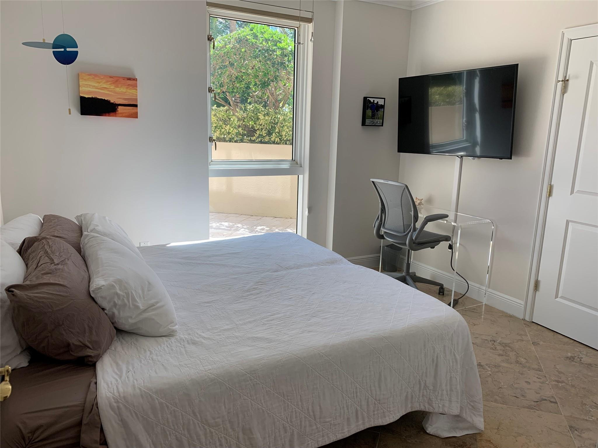 Undisclosed Address Hillsboro Beach, FL 33062