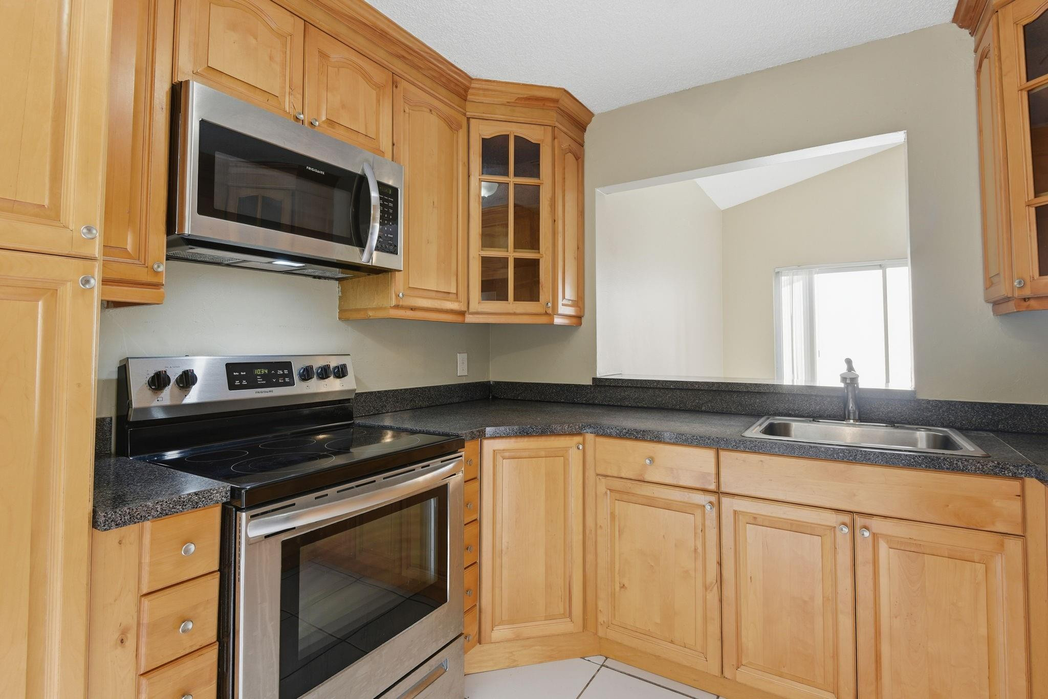 12322 SW 209th Miami, FL 33177