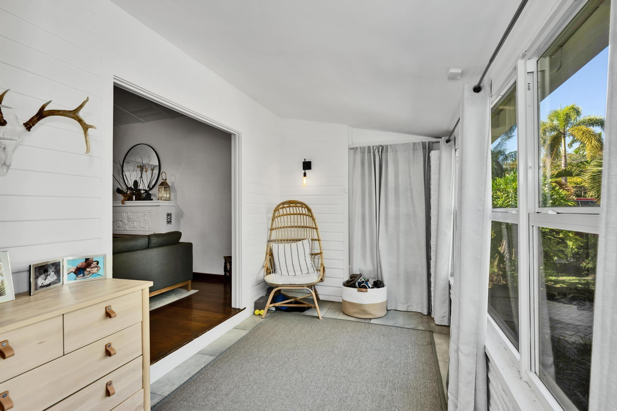 1636 NE 4th Fort Lauderdale, FL 33301