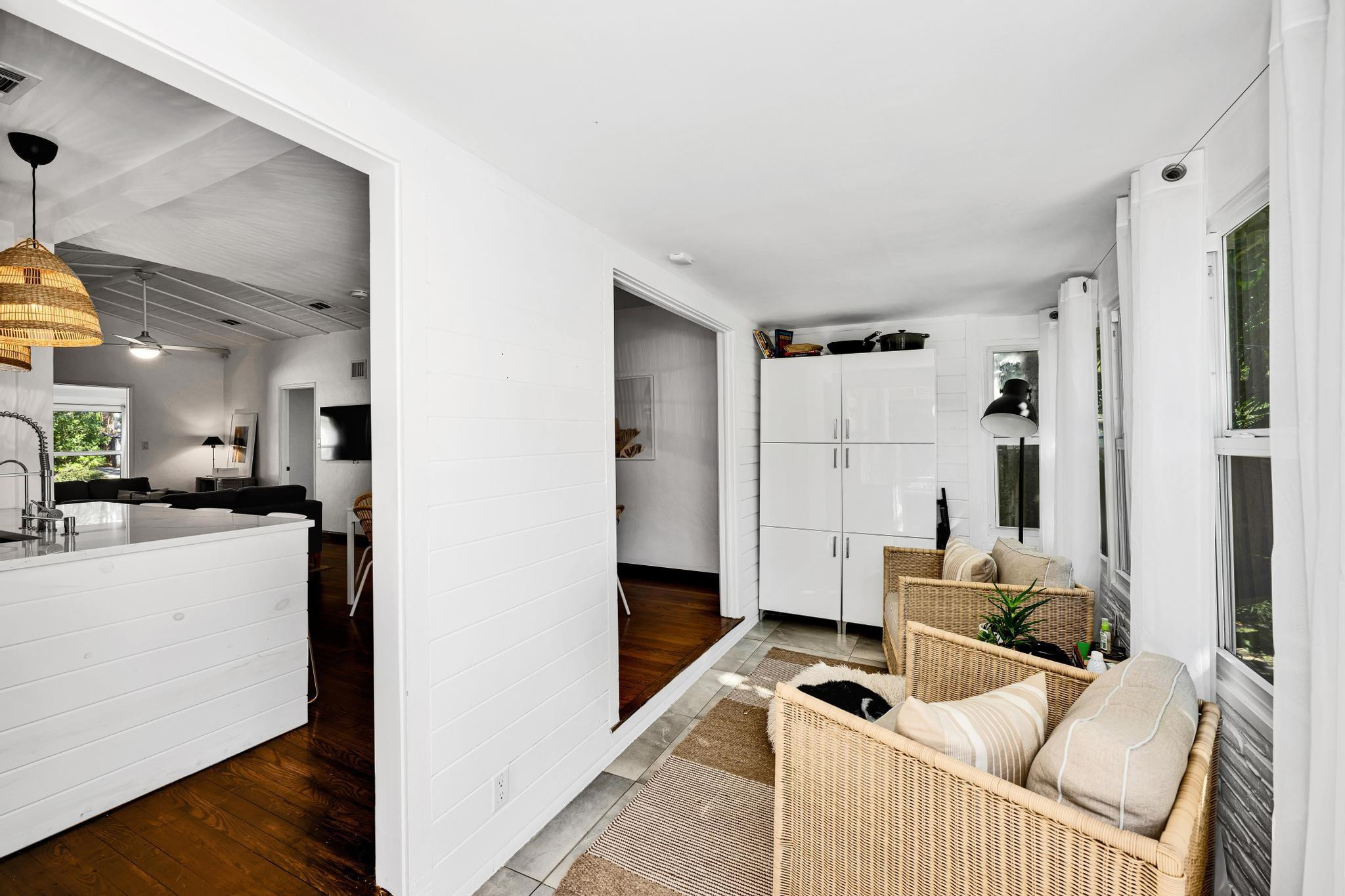 1636 NE 4th Fort Lauderdale, FL 33301