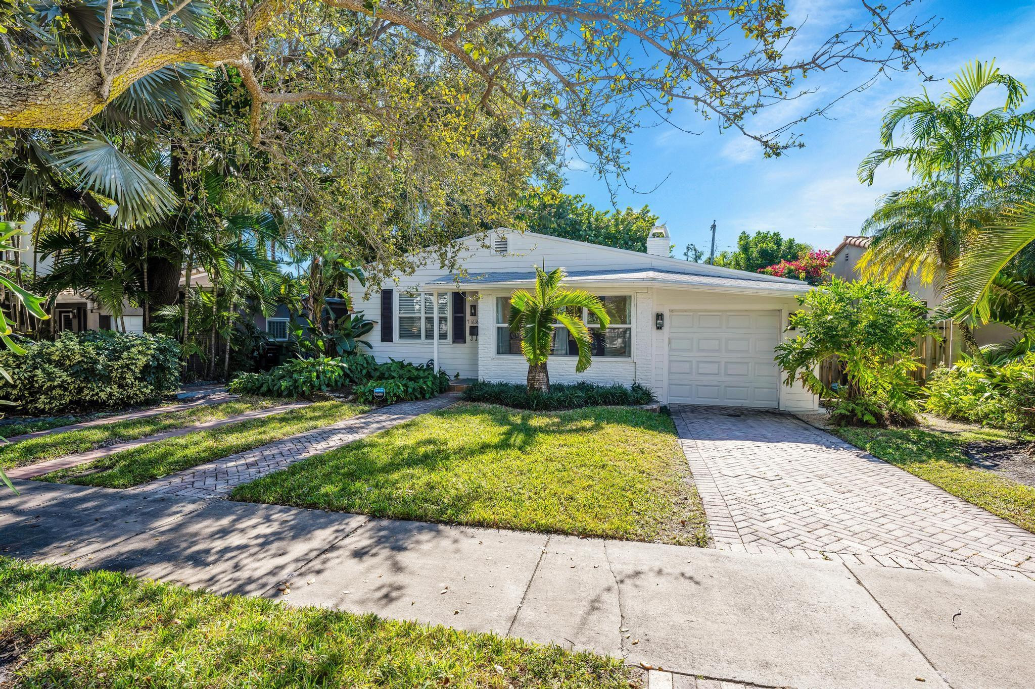 1636 NE 4th Fort Lauderdale, FL 33301