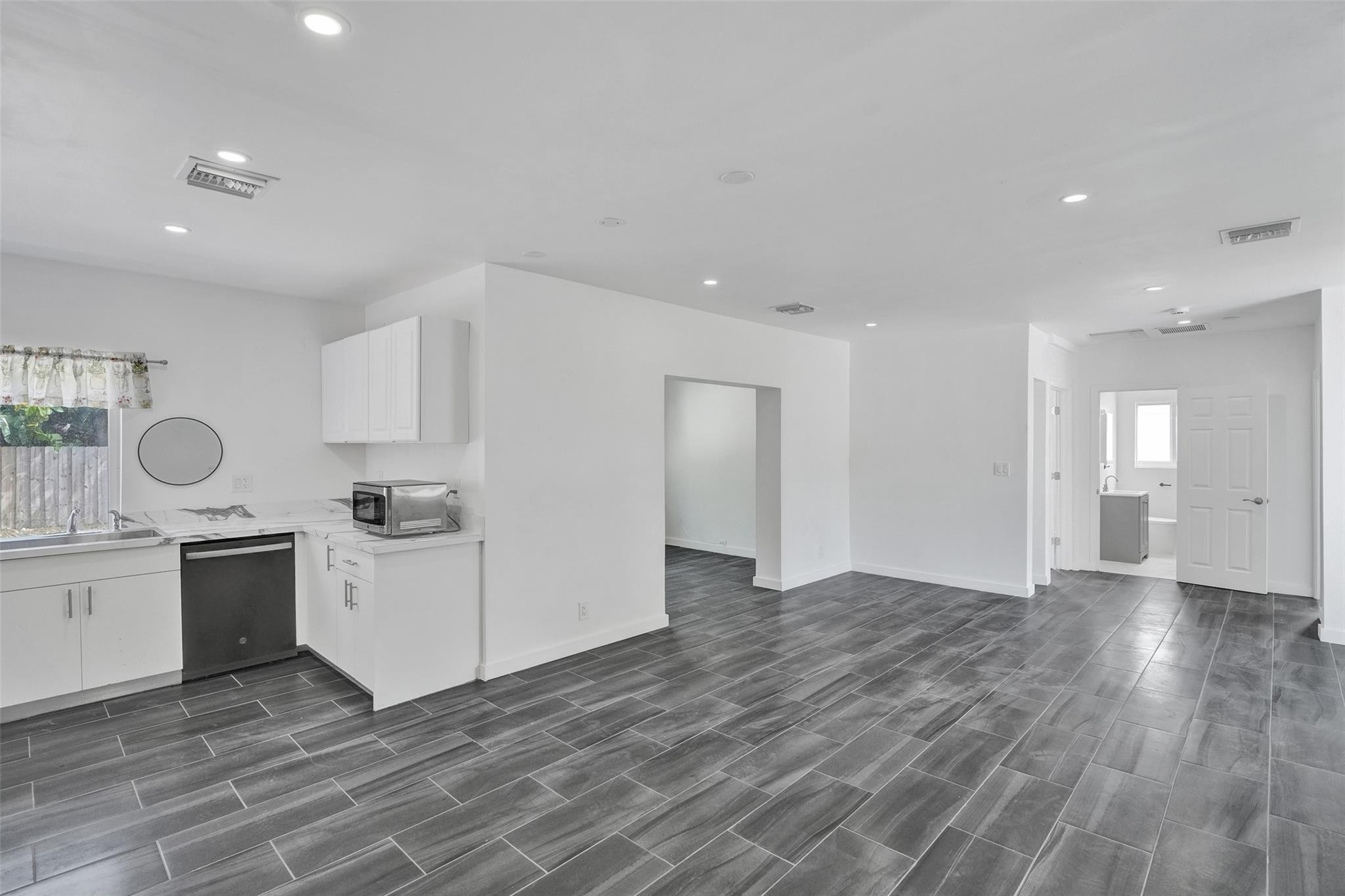 1904 SE 1st Fort Lauderdale, FL 33316