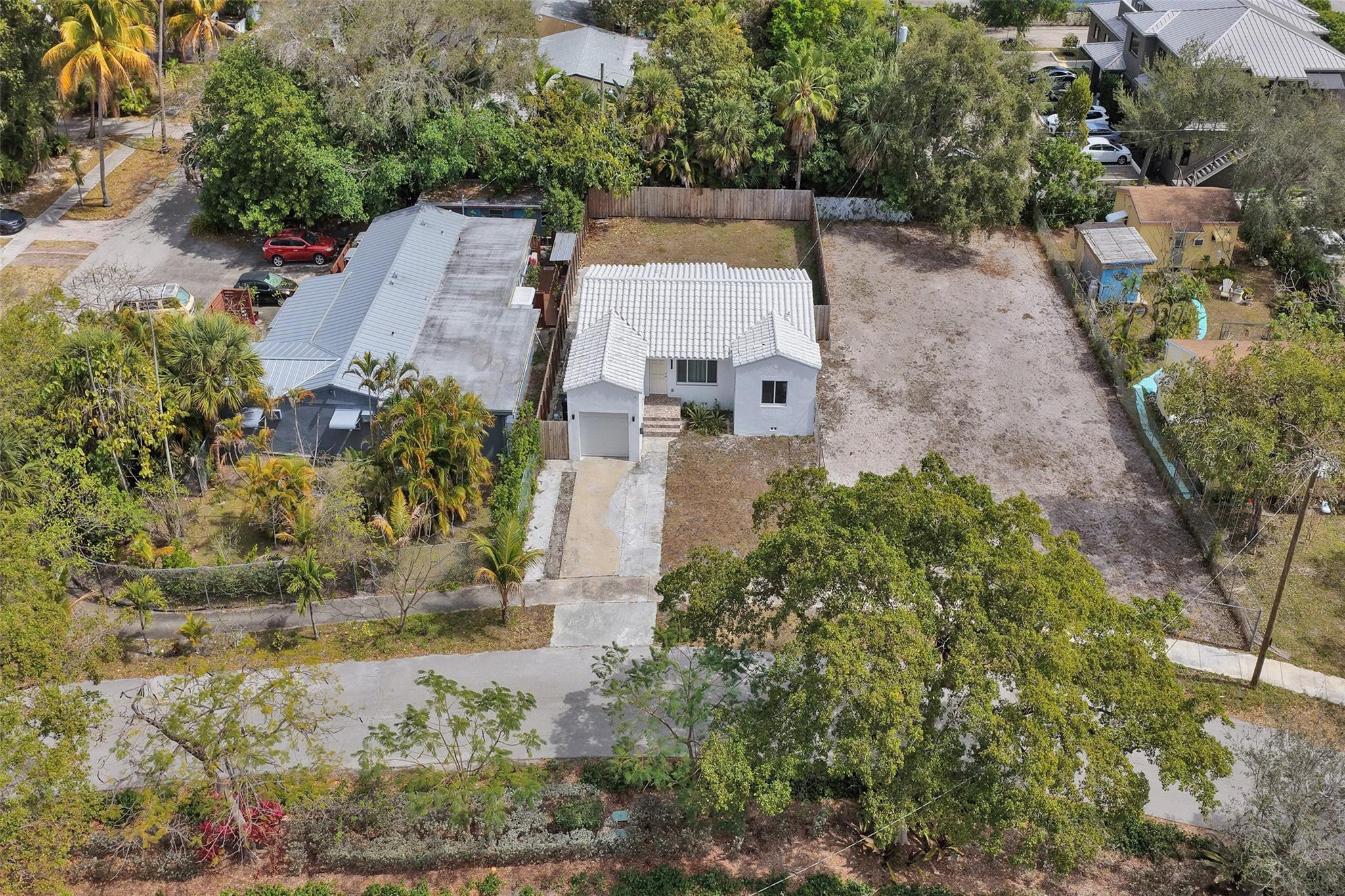 1904 SE 1st Fort Lauderdale, FL 33316