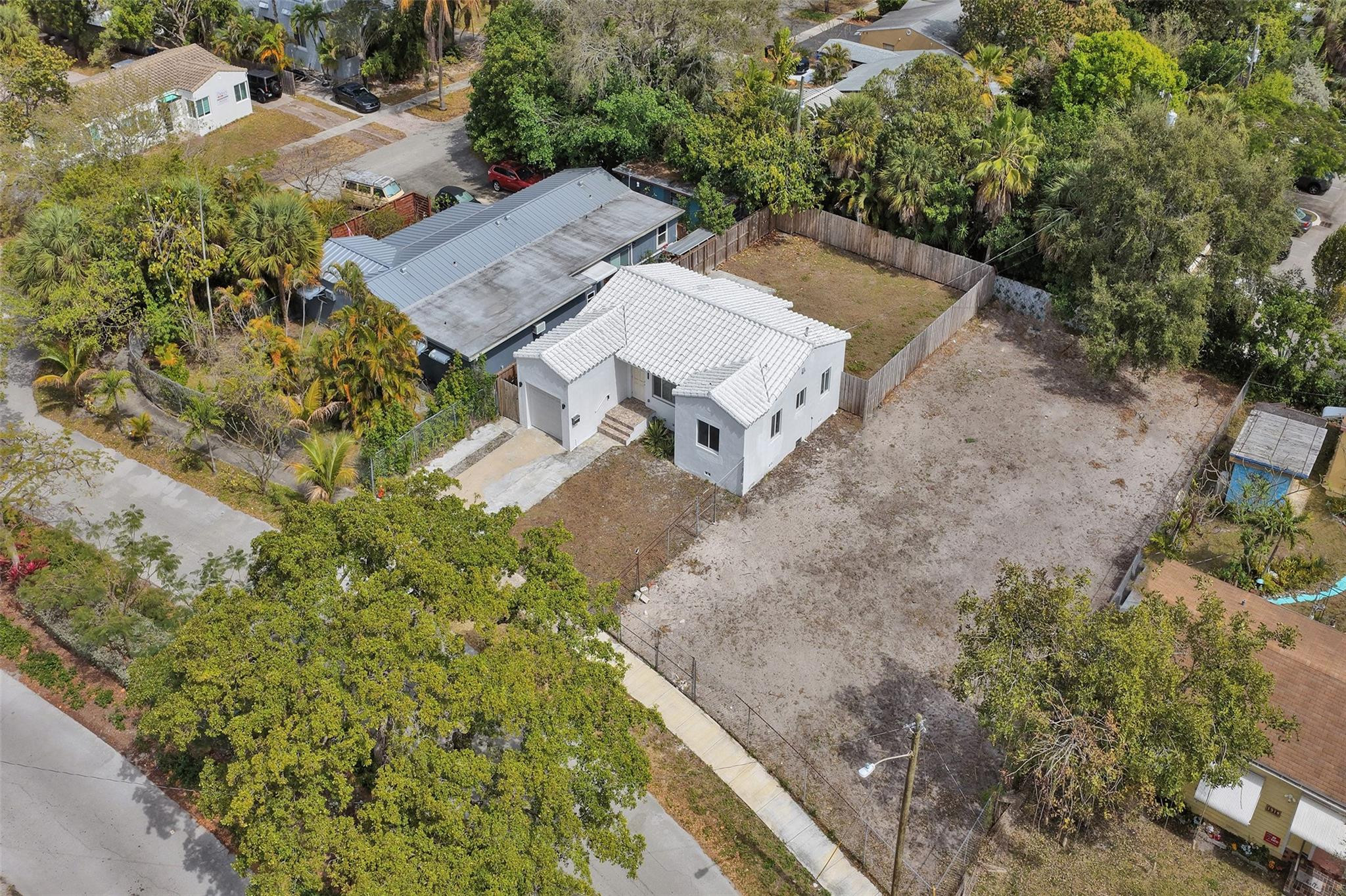 1904 SE 1st Fort Lauderdale, FL 33316