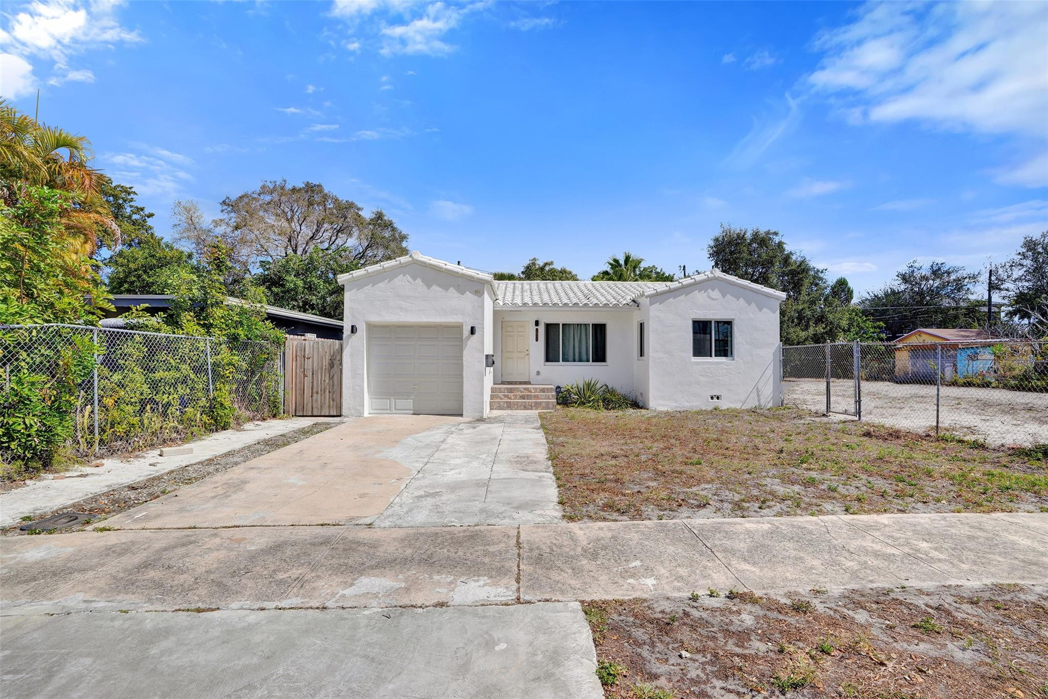 1904 SE 1st Fort Lauderdale, FL 33316