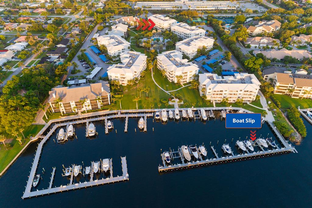 1032 Bay Colony Dr