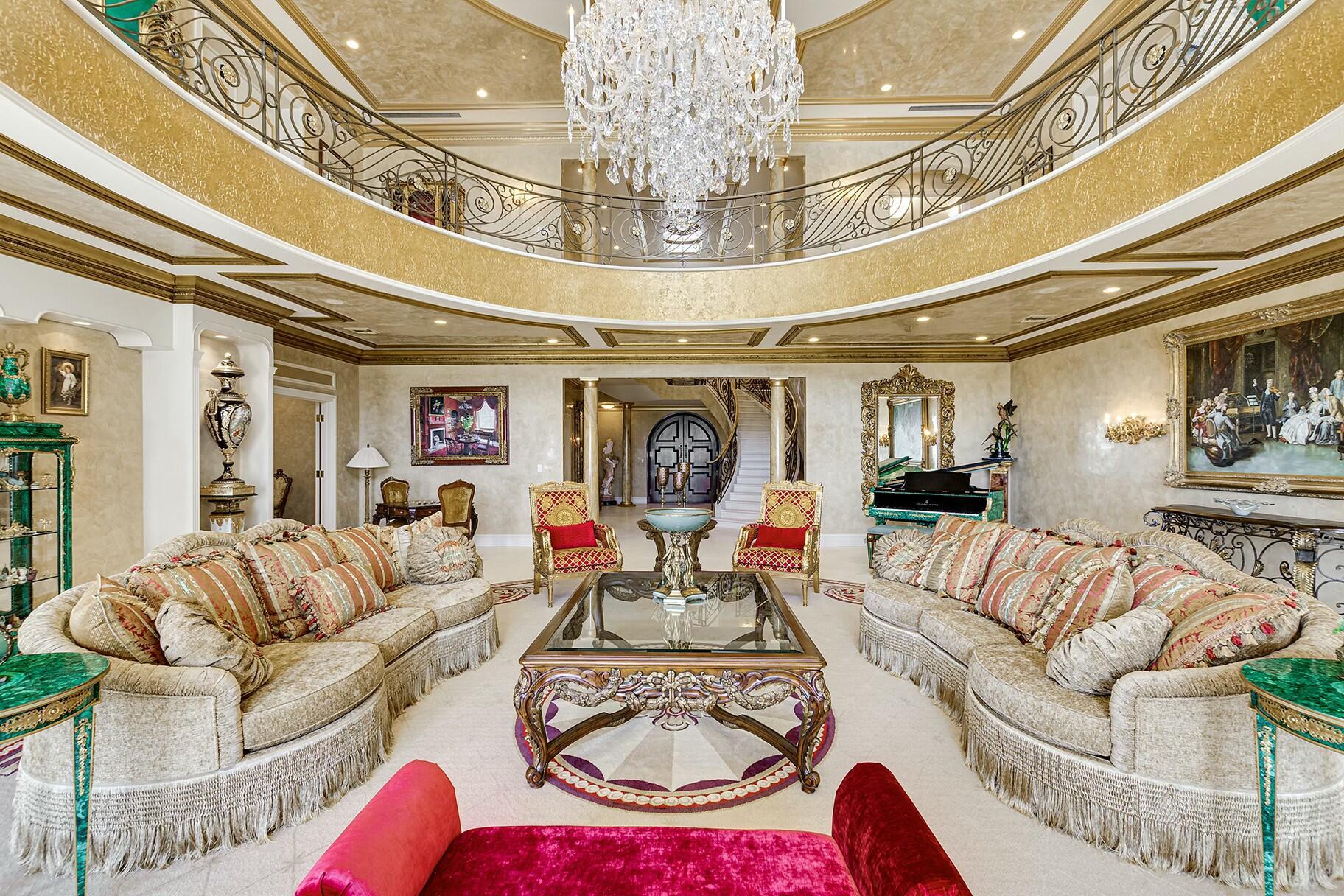 477 S Beach Rd Jupiter Island, FL 33455