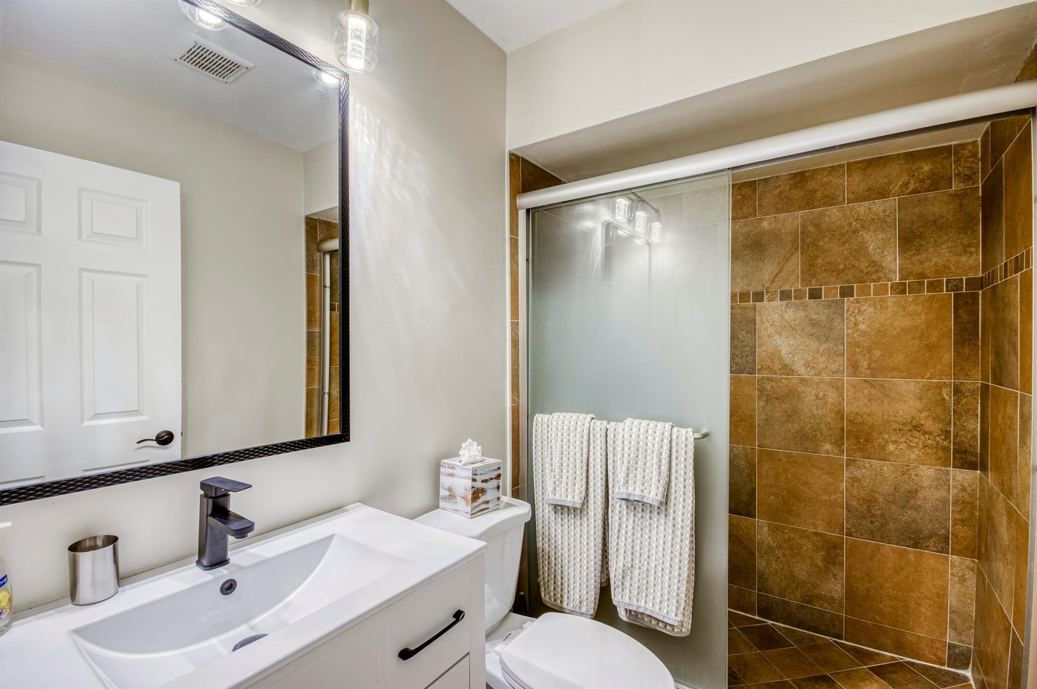 9239 SE Riverfront Ter #D Jupiter, FL 33469