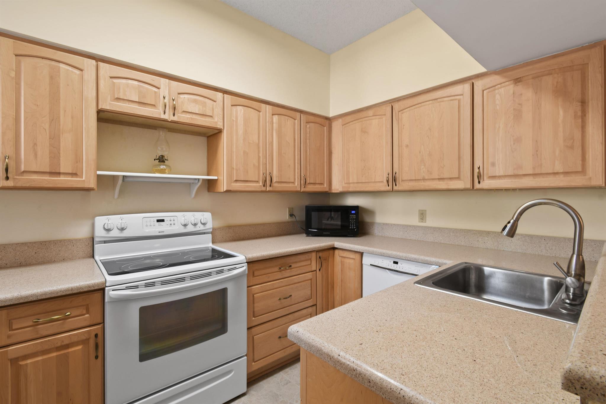 3003 Fairway Dr Jupiter, FL 33477