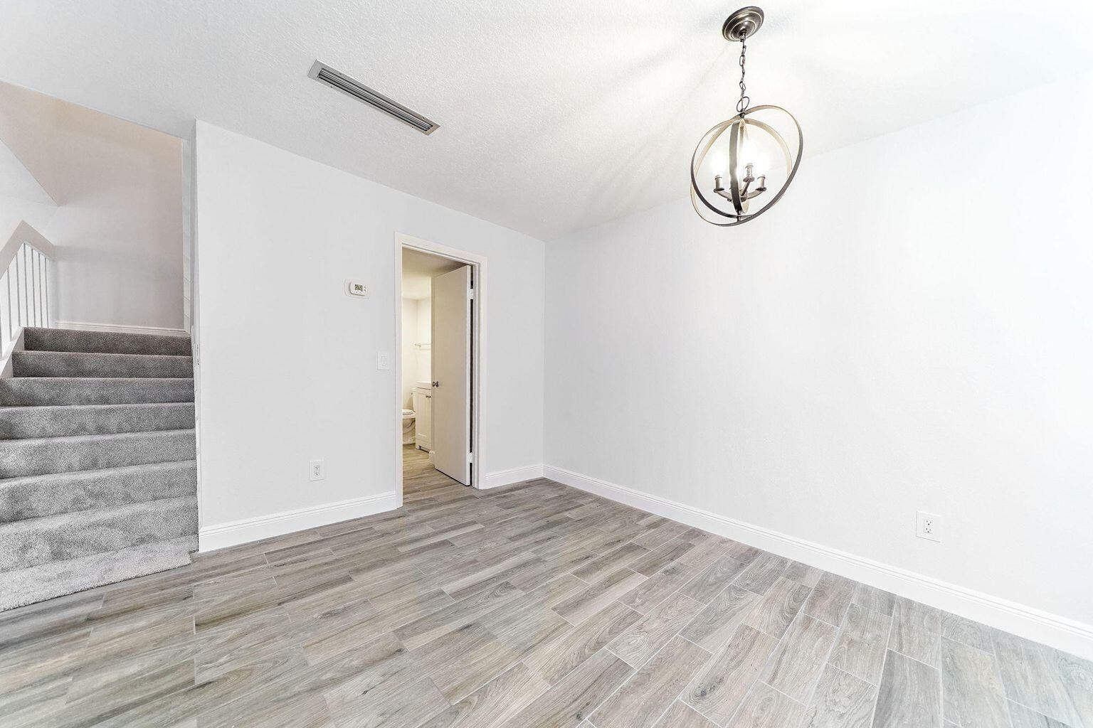 825 Center St #32a Jupiter, FL 33458