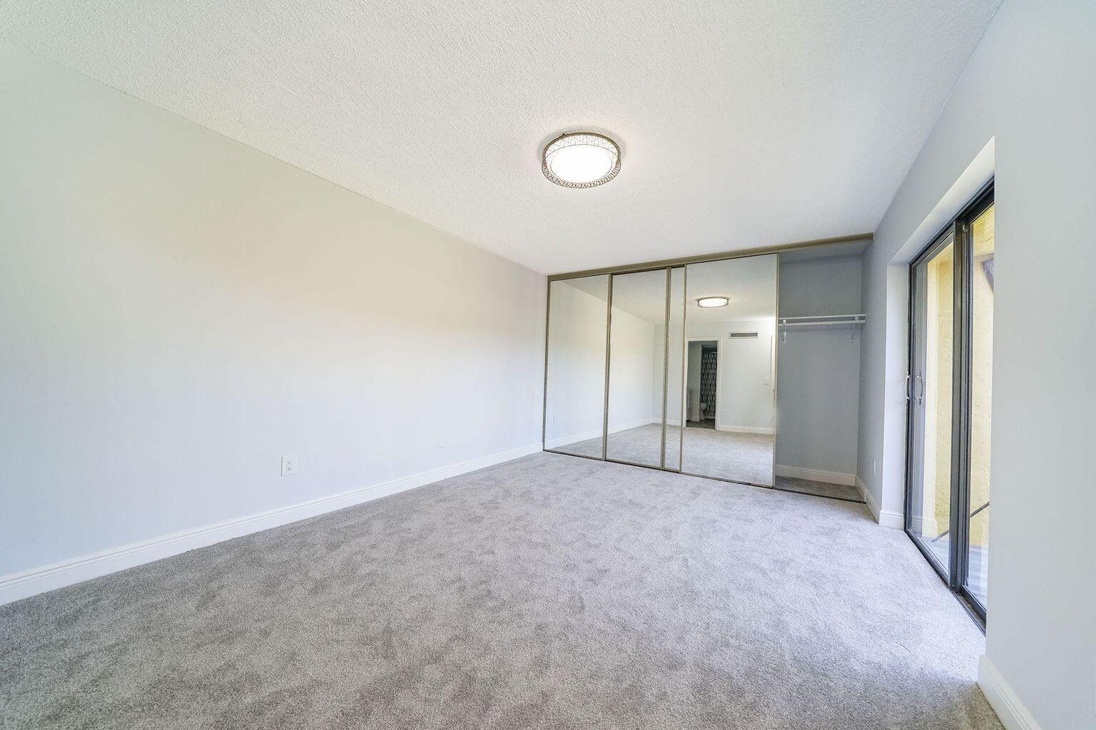 825 Center St #32a Jupiter, FL 33458