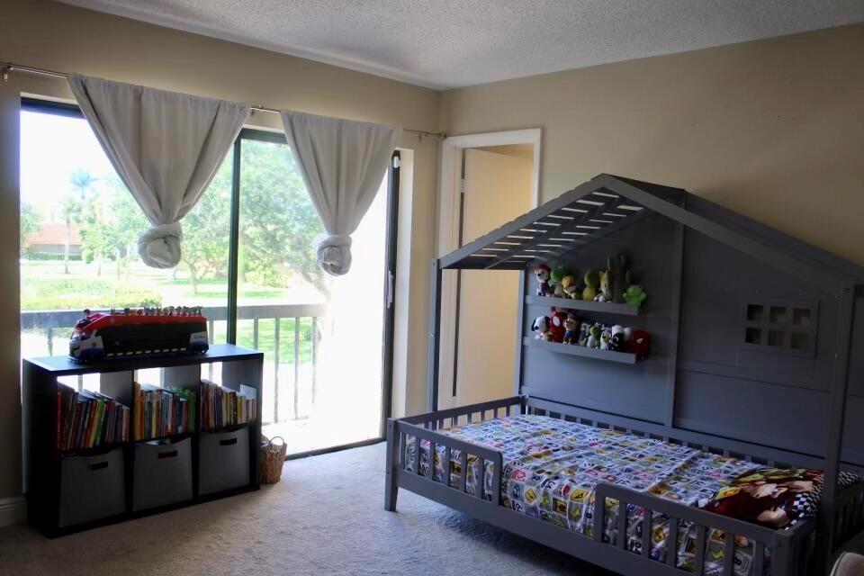 825 Center St #32a Jupiter, FL 33458