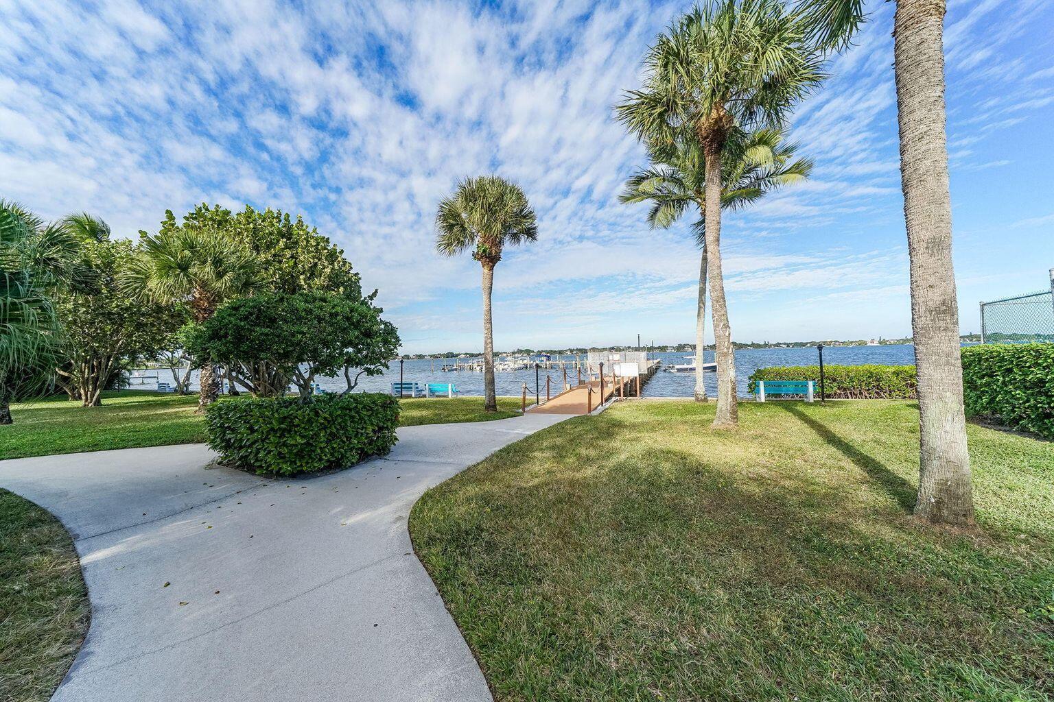 825 Center St #32a Jupiter, FL 33458