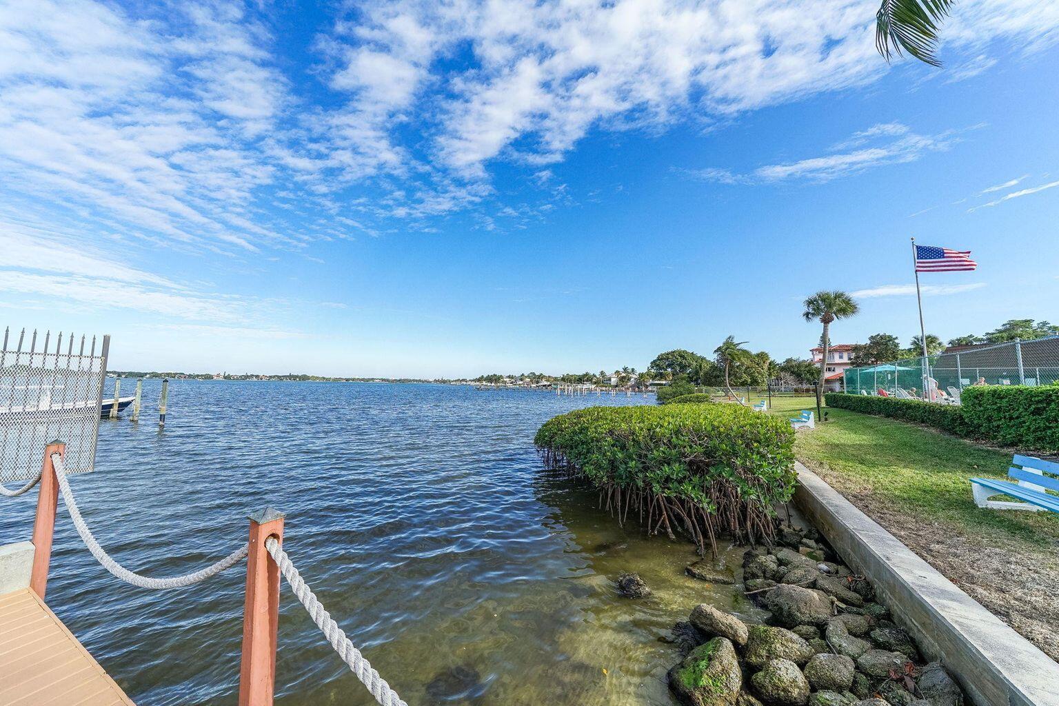 825 Center St #32a Jupiter, FL 33458