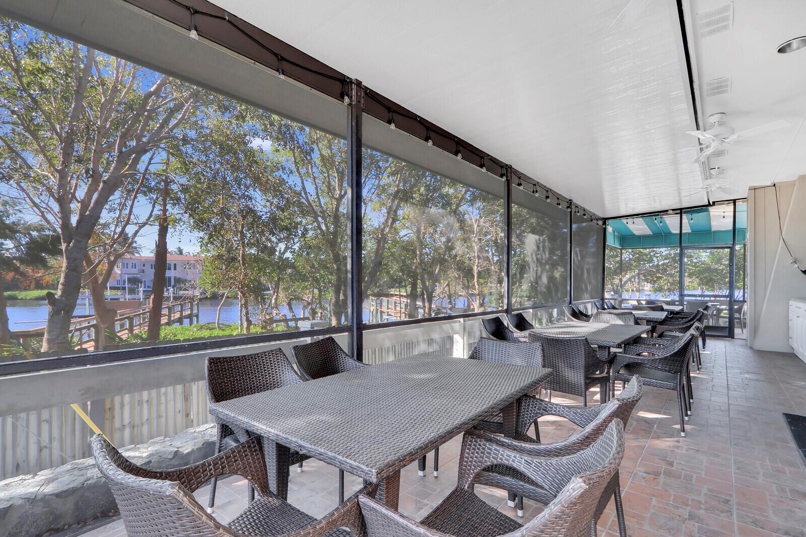 18439 SE Wood Hvn Ln #L Jupiter, FL 33469