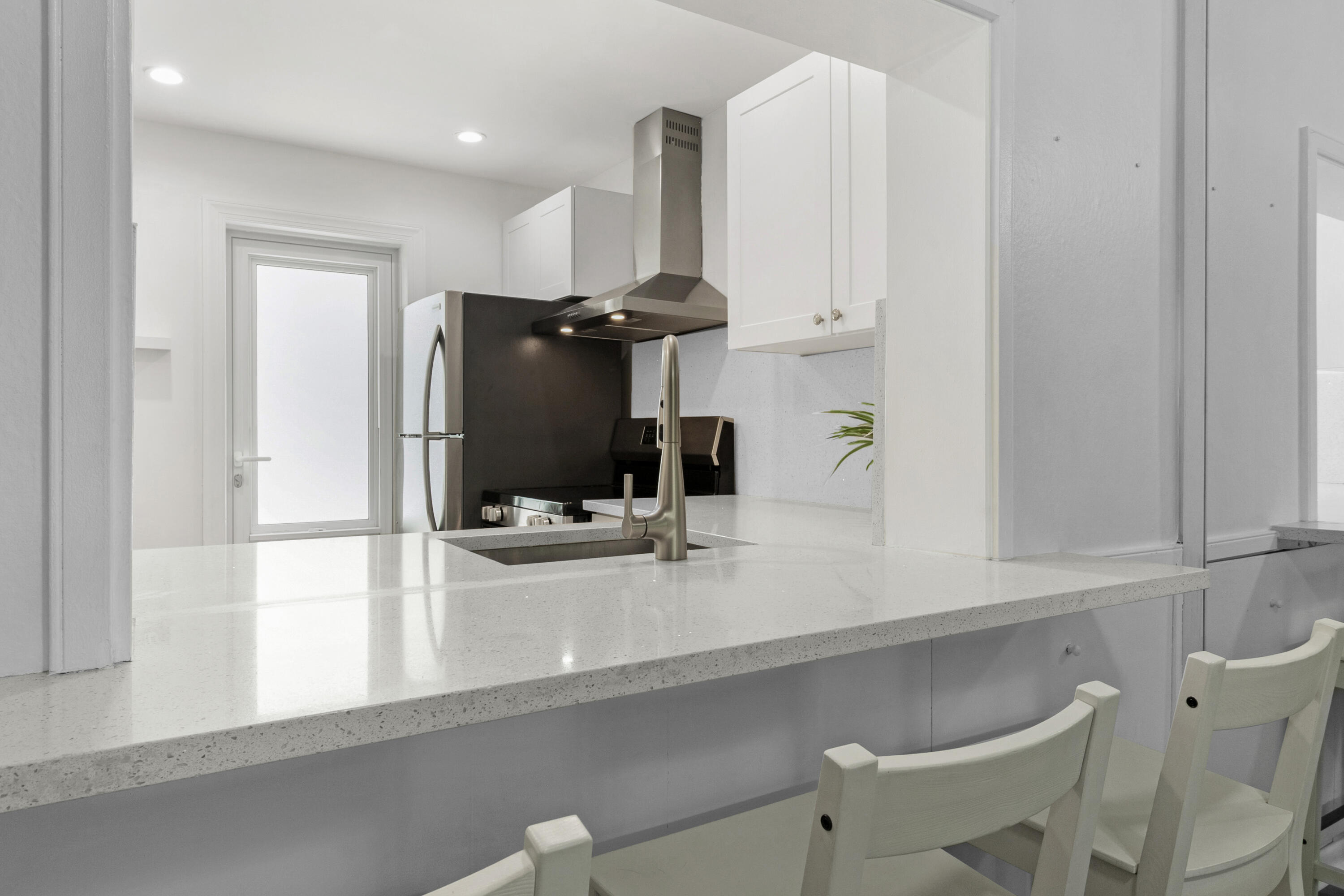 1481 S Ocean #208e Pompano Beach, FL 33062