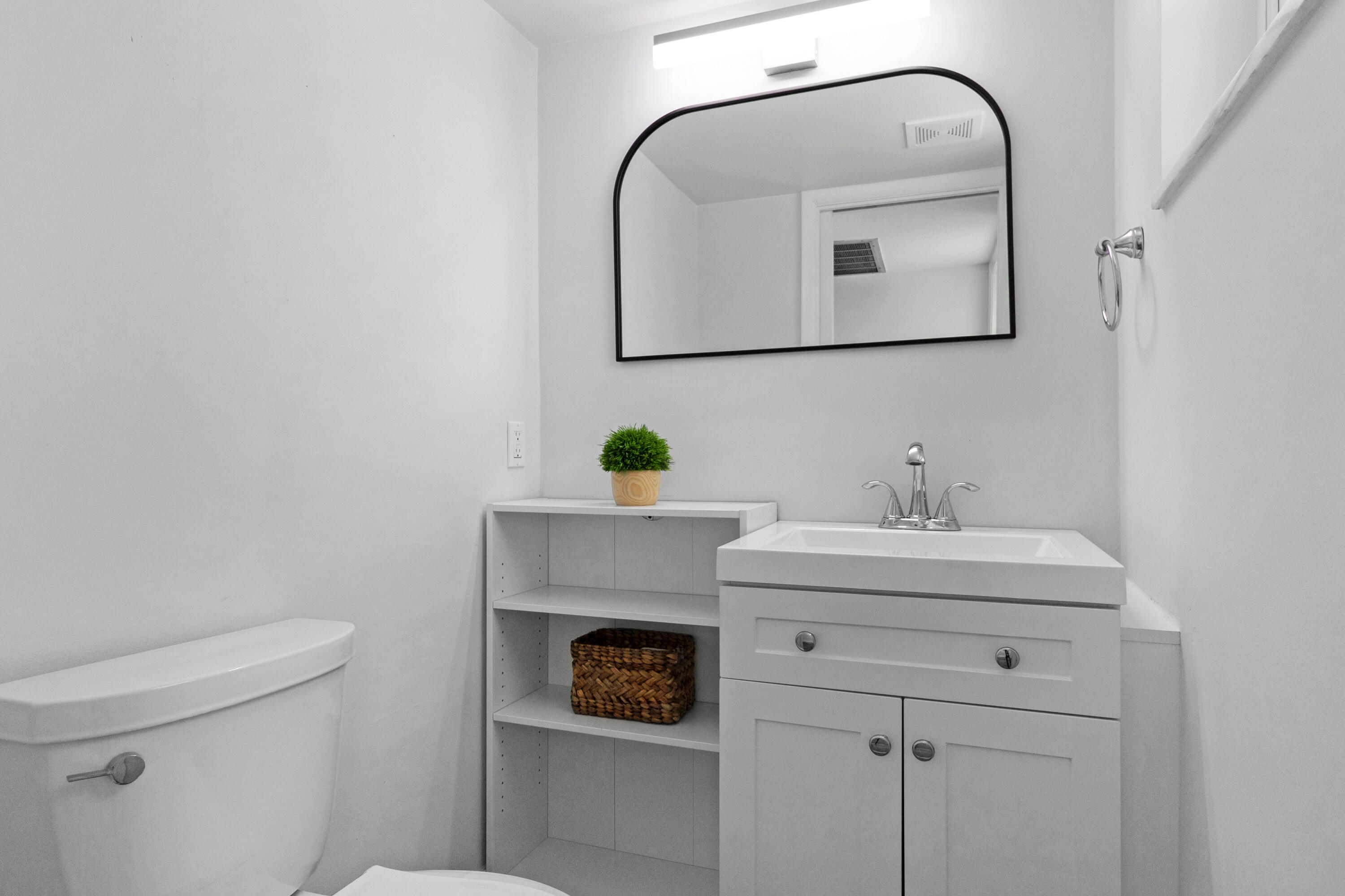 1481 S Ocean #208e Pompano Beach, FL 33062