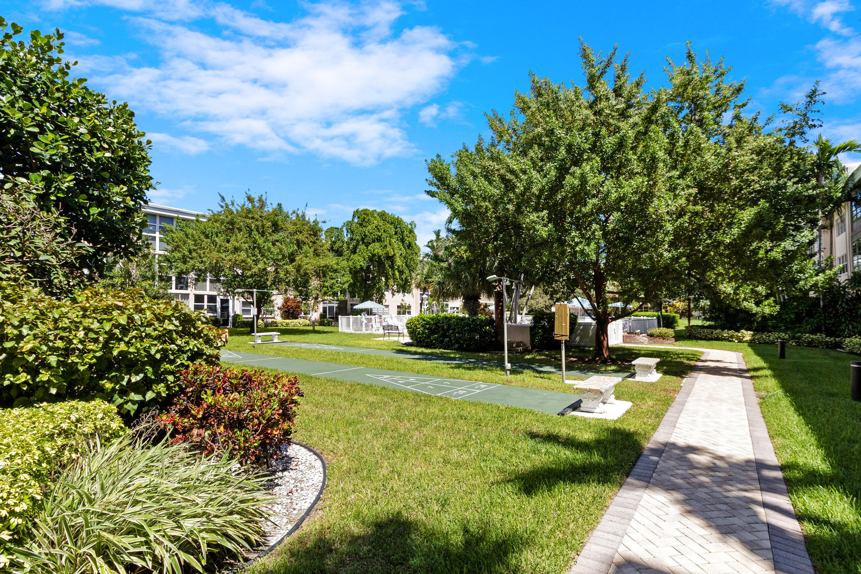 1481 S Ocean #208e Pompano Beach, FL 33062