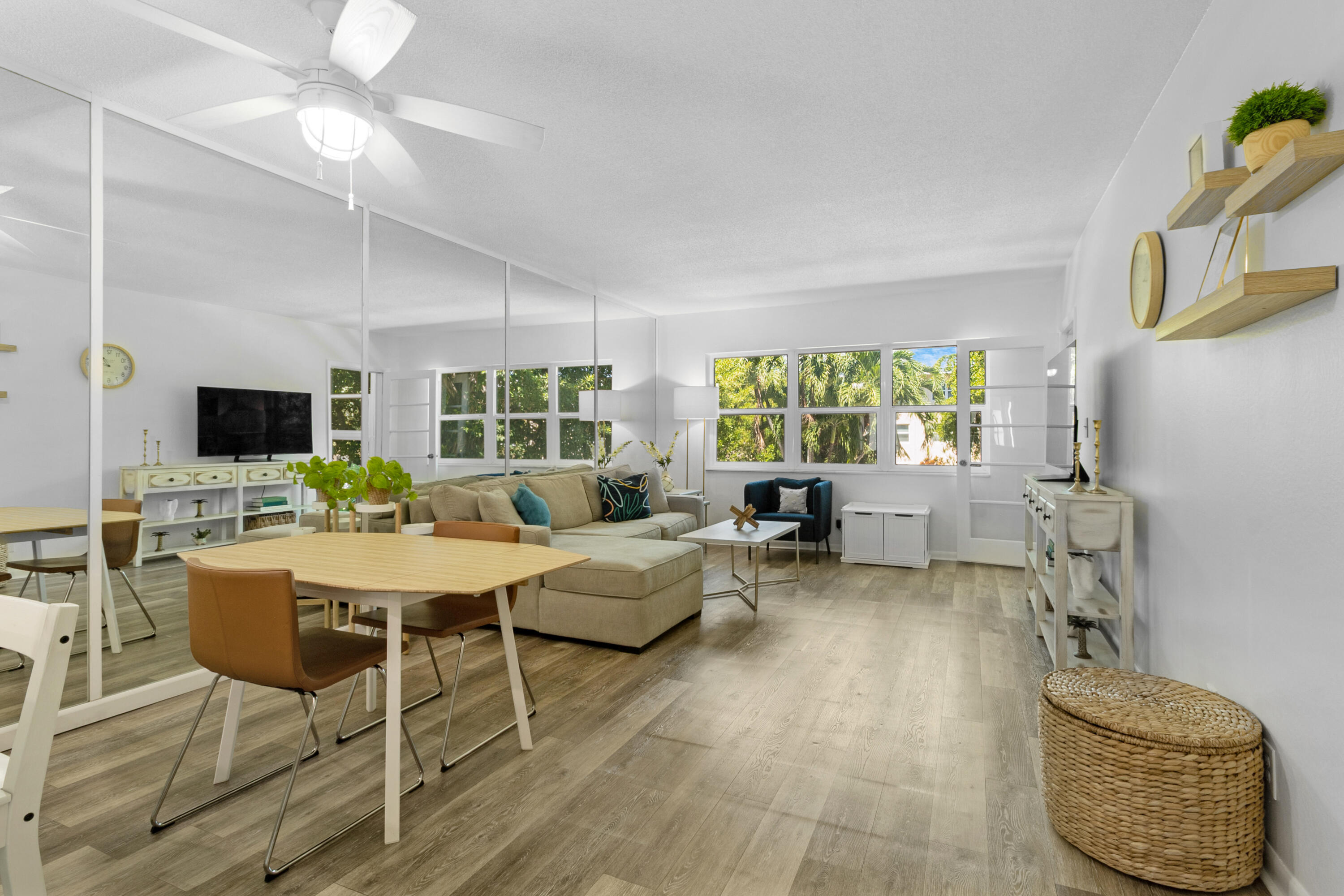 1481 S Ocean #208e Pompano Beach, FL 33062