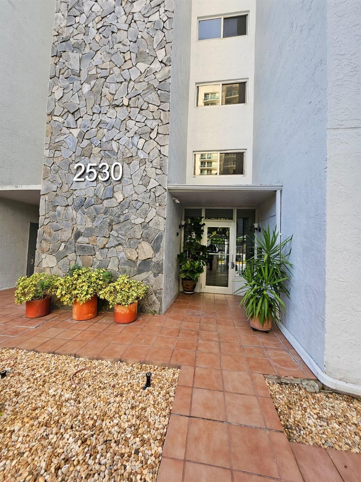 2530 SW 3rd Ave #602