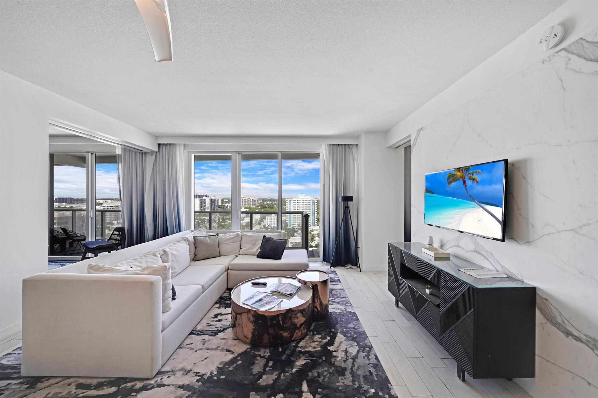 3101 Bayshore Dr #1704 Fort Lauderdale, FL 33304