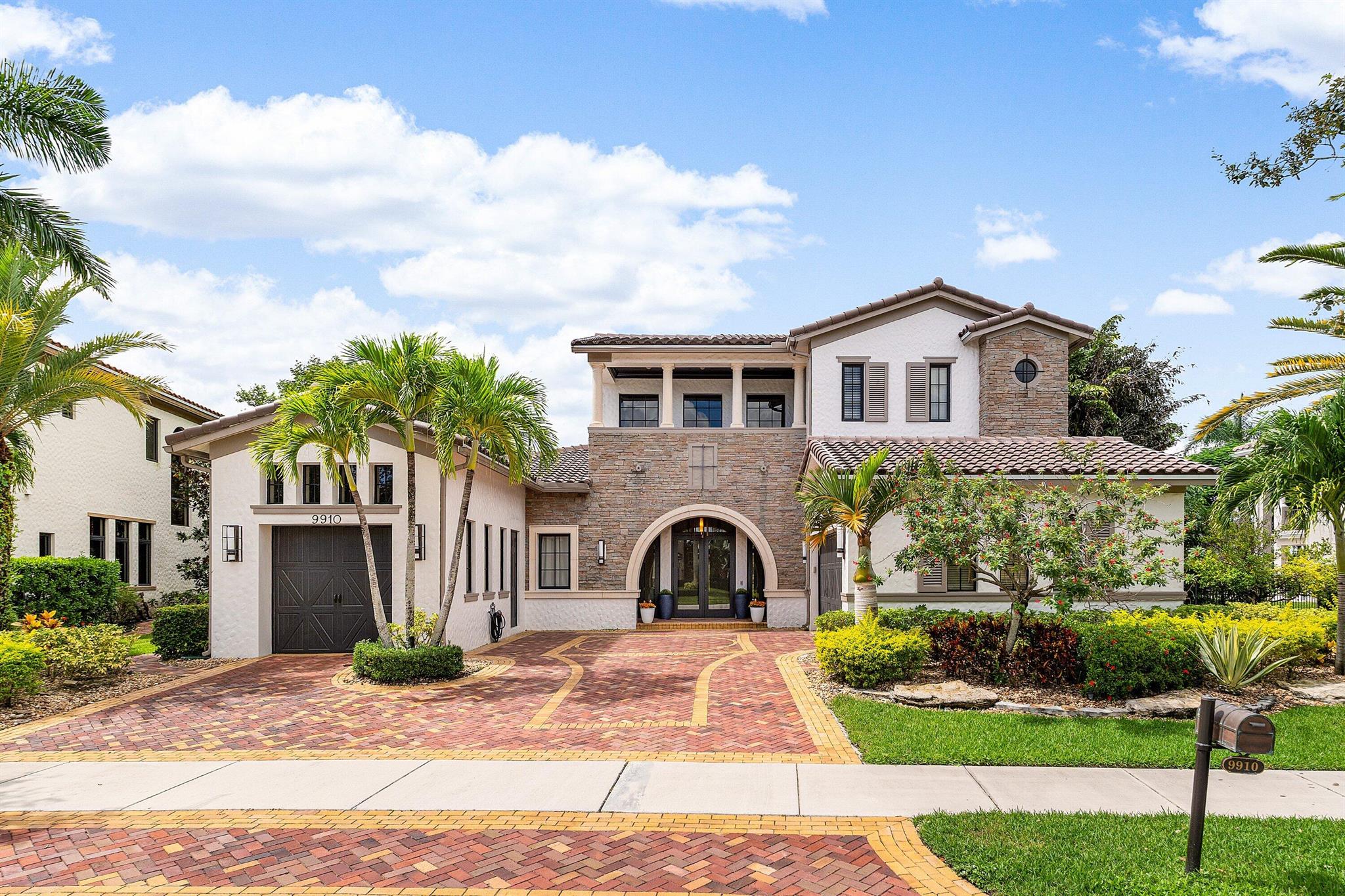 9910 Bay Leaf Ct