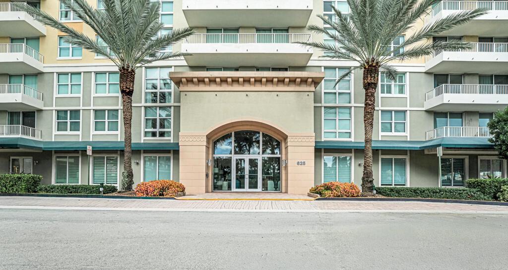 625 Casa Loma Blvd #707