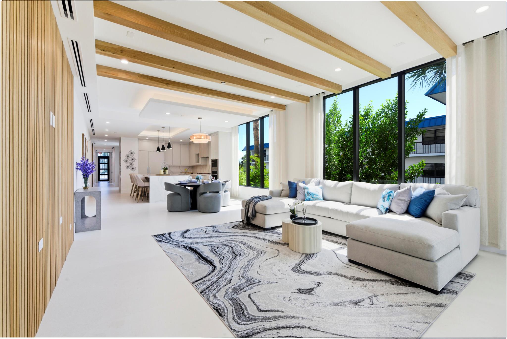 2323 Lake Dr #201 Singer Island, FL 33404