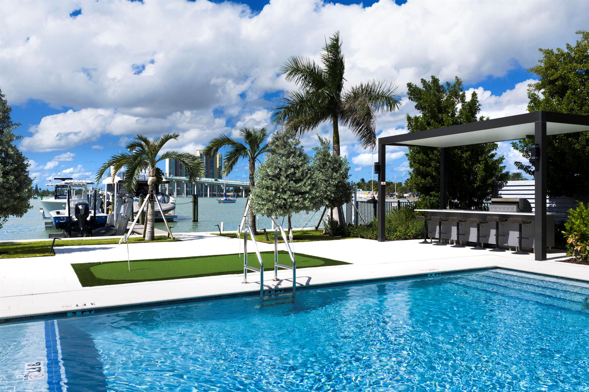 2323 Lake Dr #201 Singer Island, FL 33404