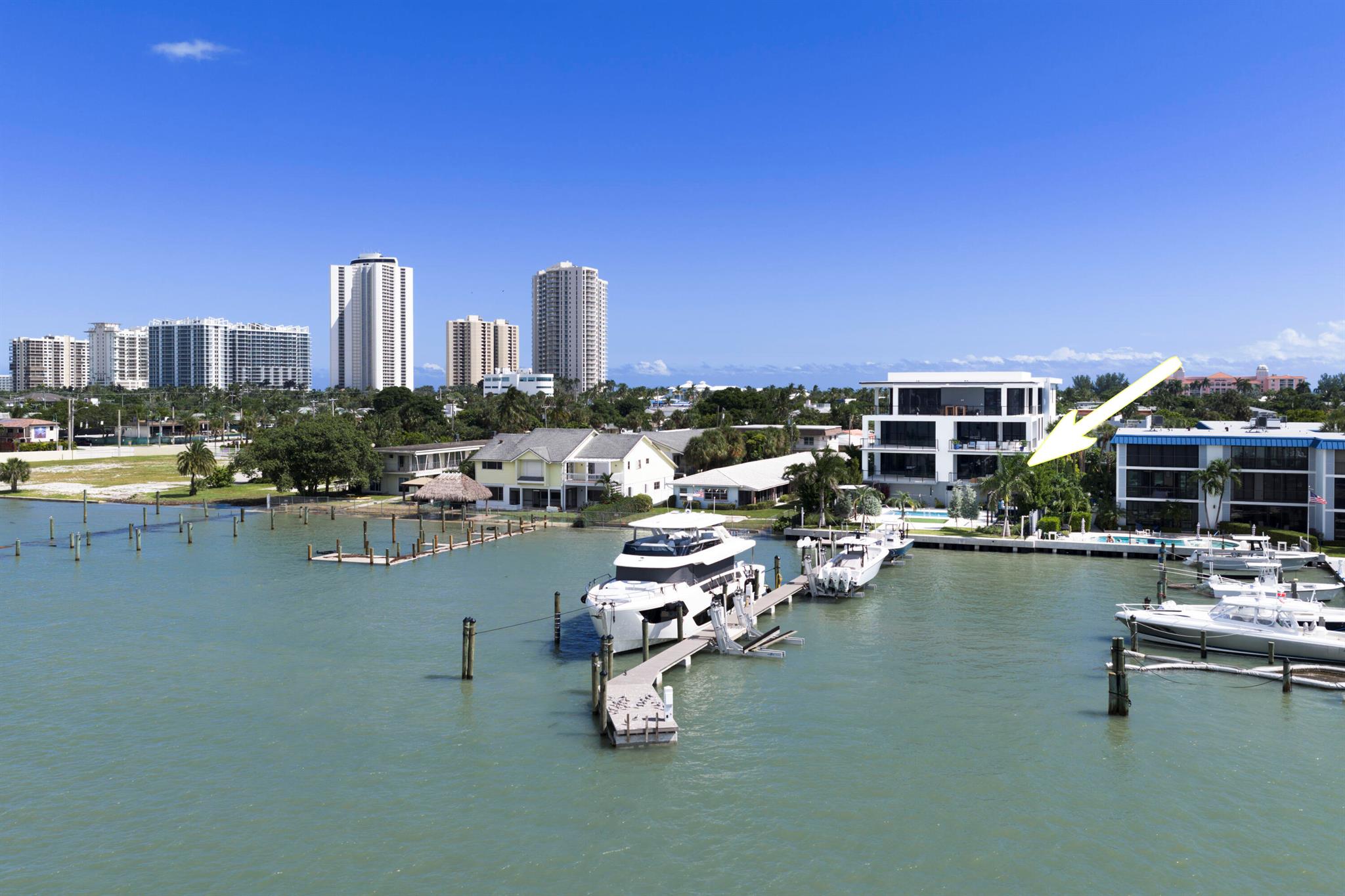 2323 Lake Dr #201 Singer Island, FL 33404