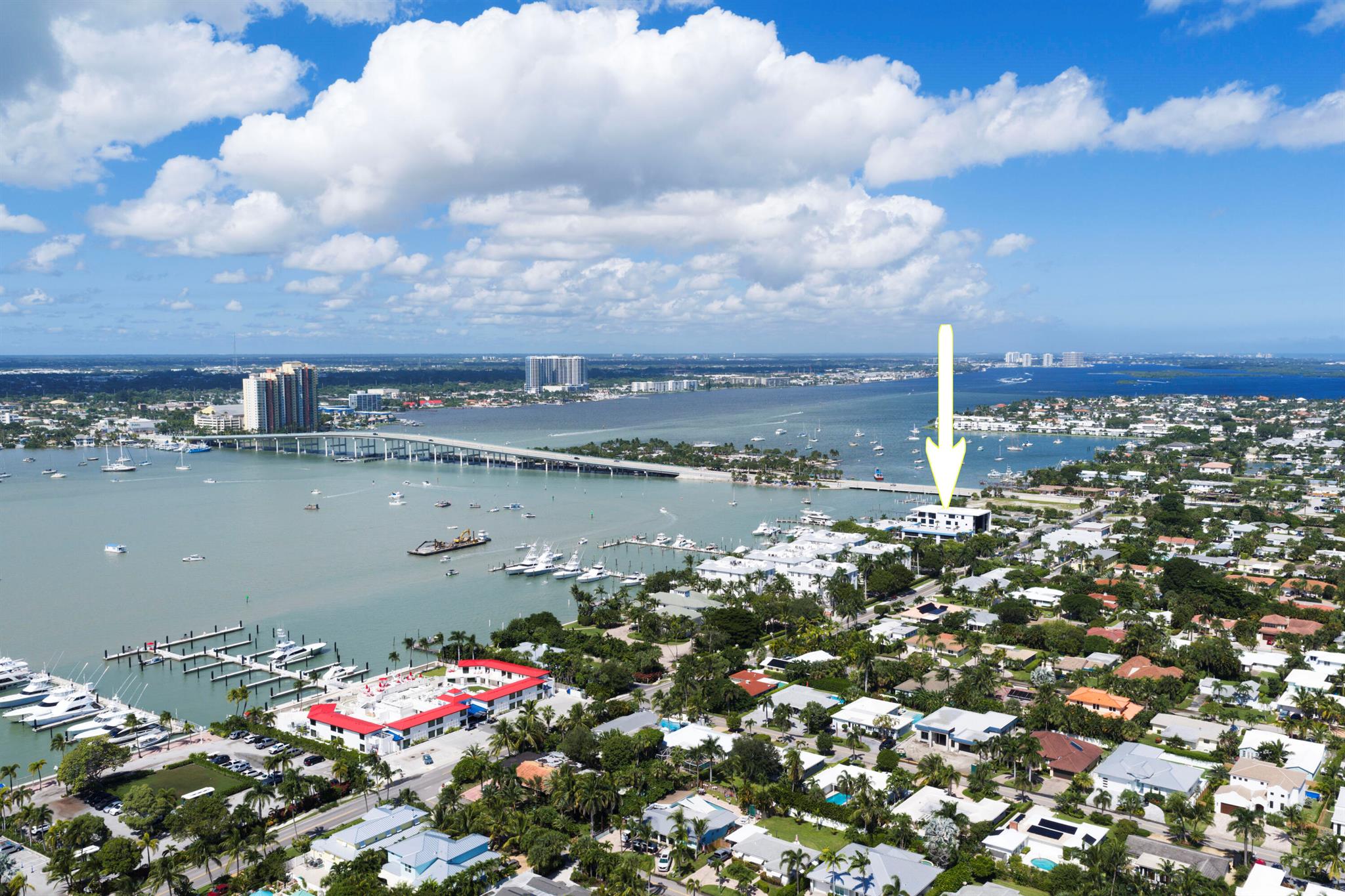 2323 Lake Dr #201 Singer Island, FL 33404