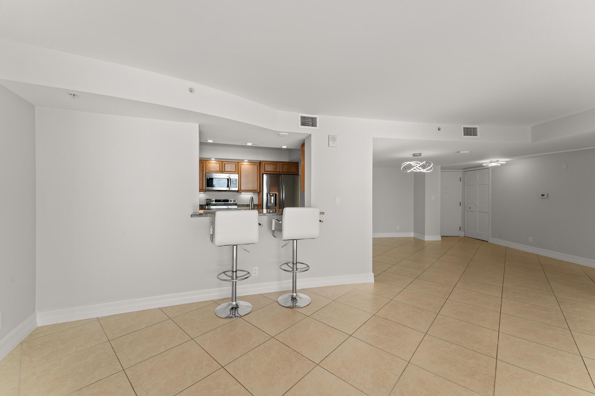 3000 N Ocean Dr #17d Riviera Beach, FL 33404