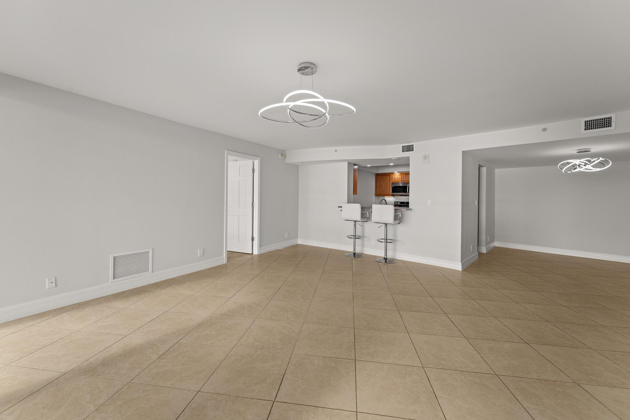 3000 N Ocean Dr #17d Riviera Beach, FL 33404