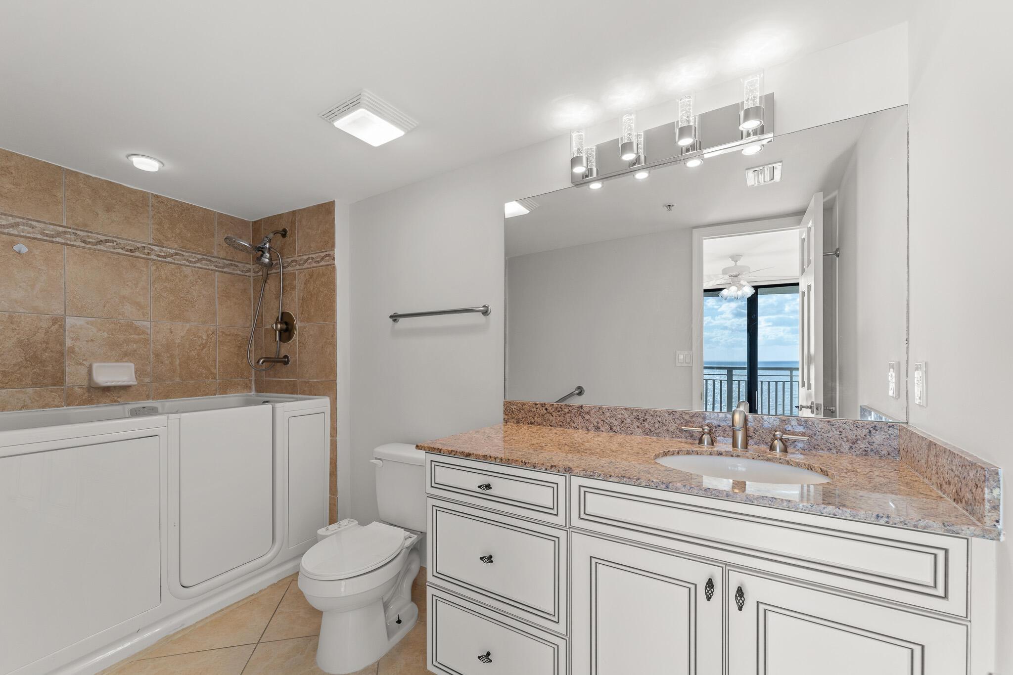 3000 N Ocean Dr #17d Riviera Beach, FL 33404