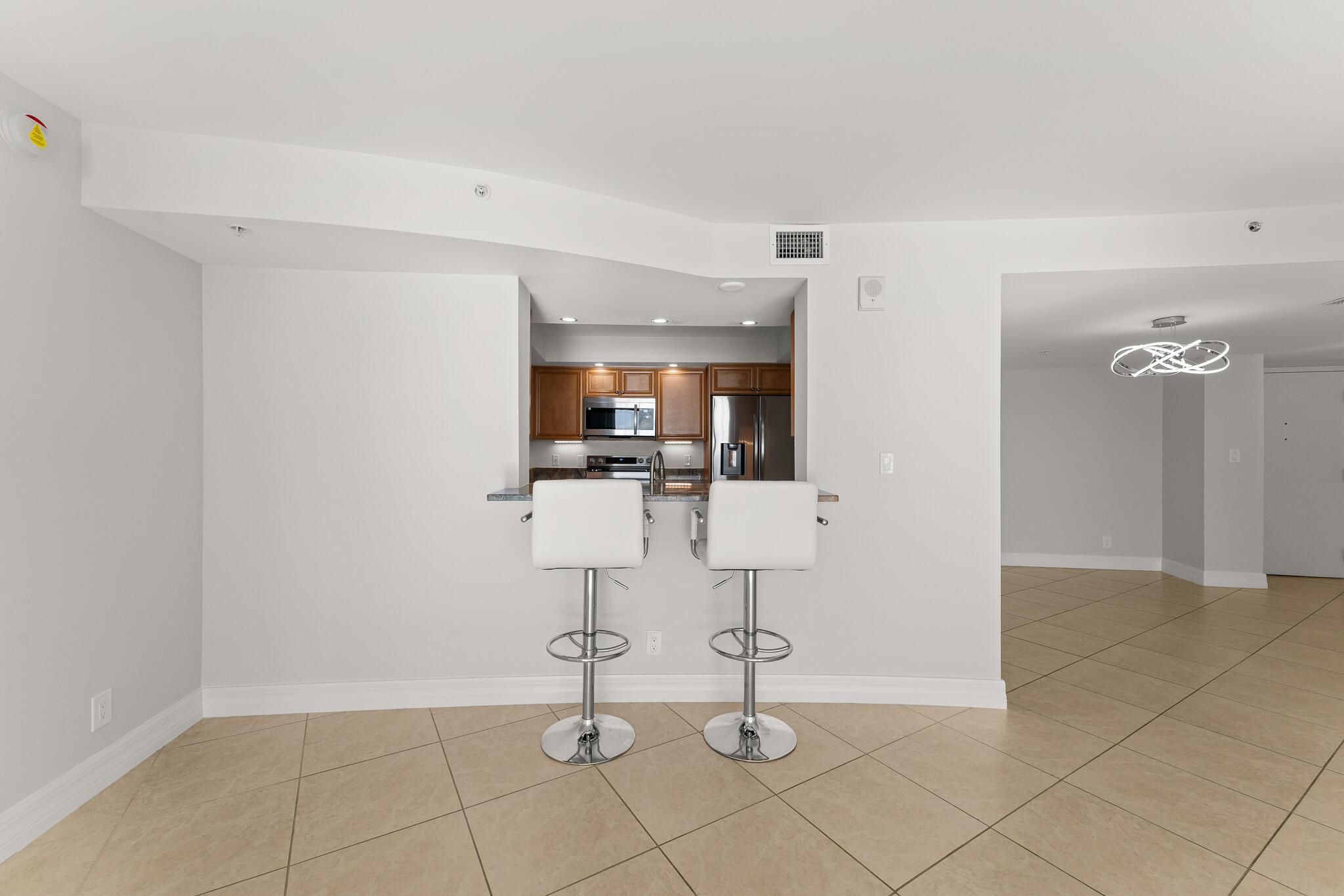 3000 N Ocean Dr #17d Riviera Beach, FL 33404