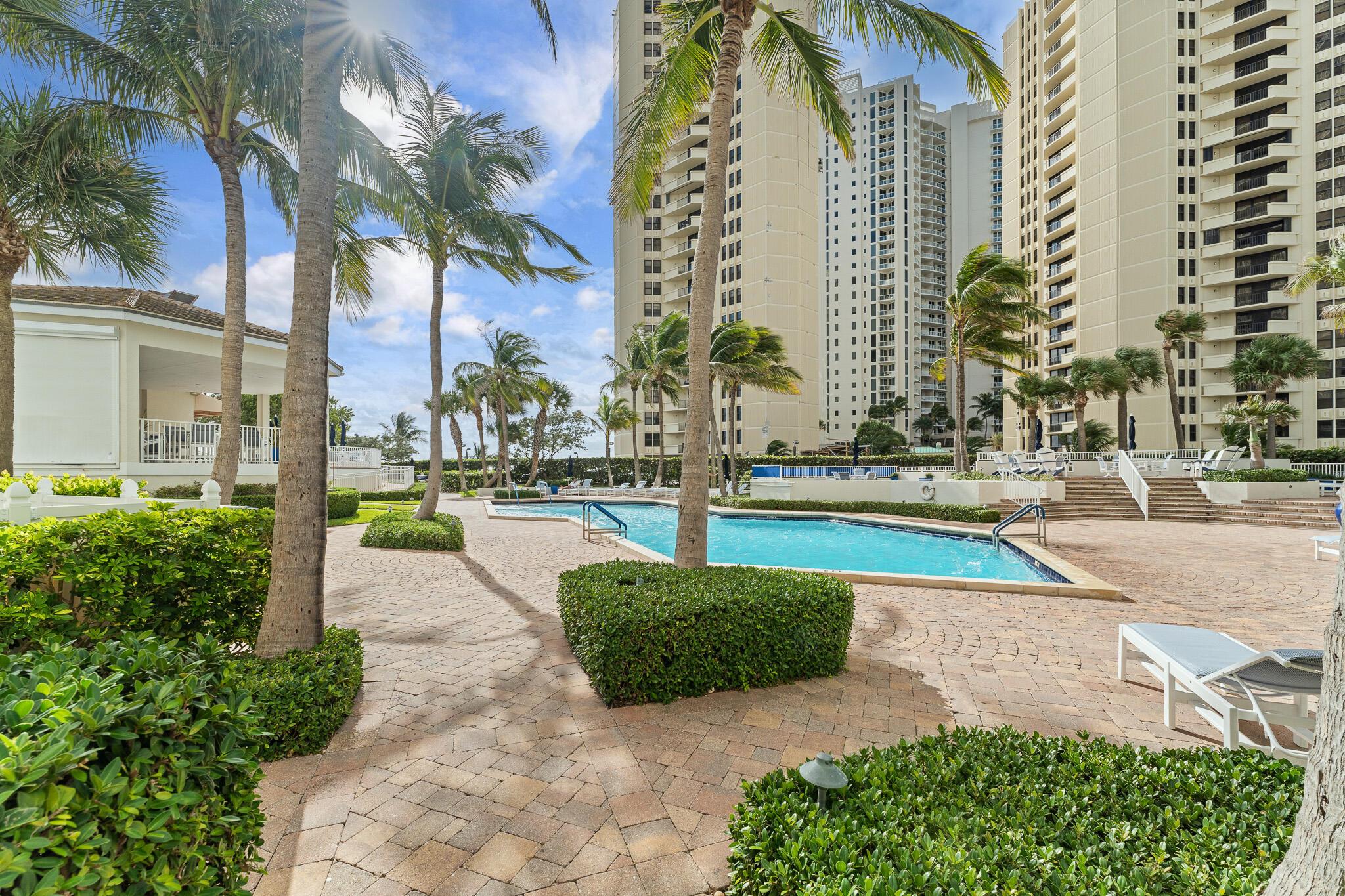 3000 N Ocean Dr #17d Riviera Beach, FL 33404