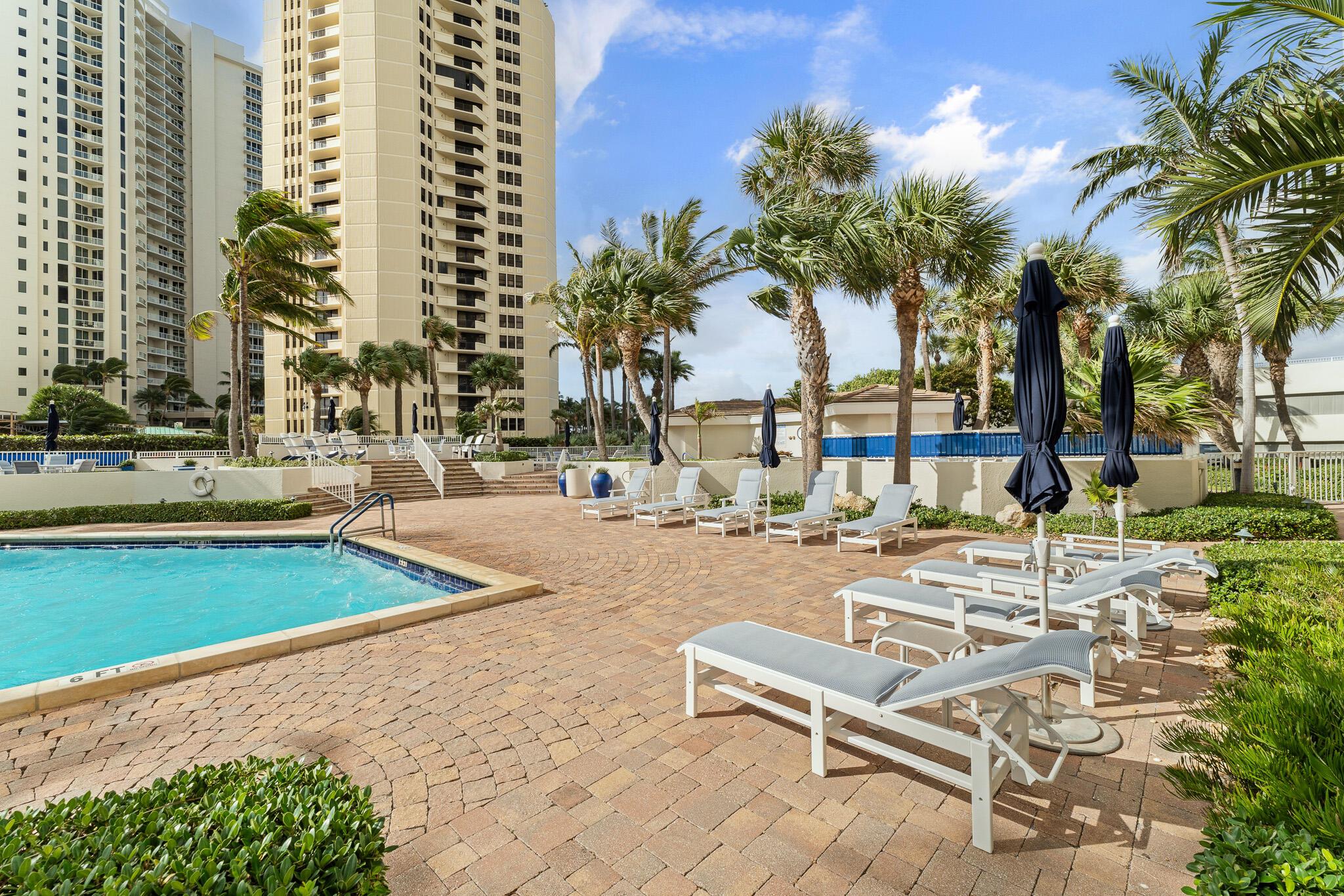 3000 N Ocean Dr #17d Riviera Beach, FL 33404