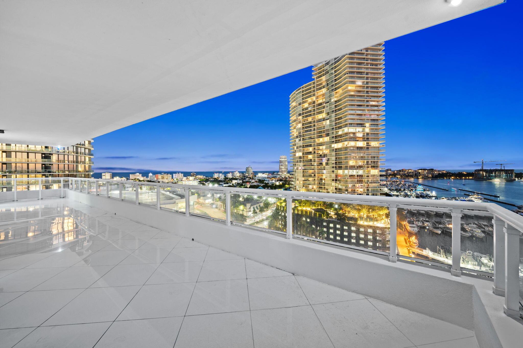 image The Bentley Bay Condo34