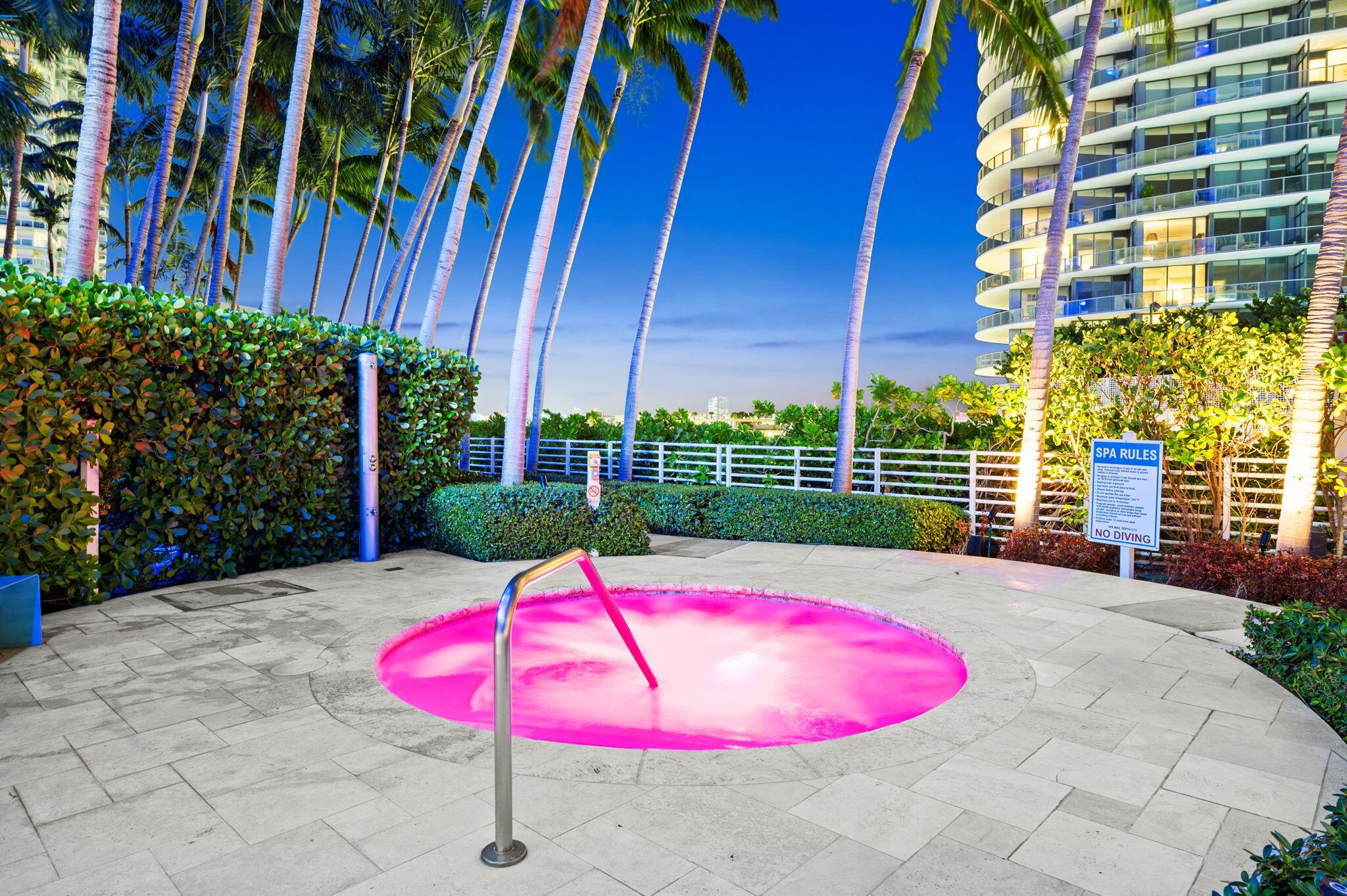 image The Bentley Bay Condo41